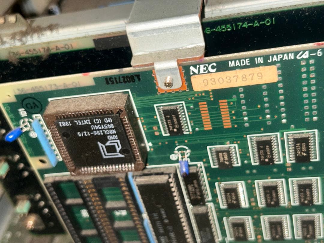 NEC PC-9801RX2 パーソナルコンピュータPC 本体 ケーブル4本付き