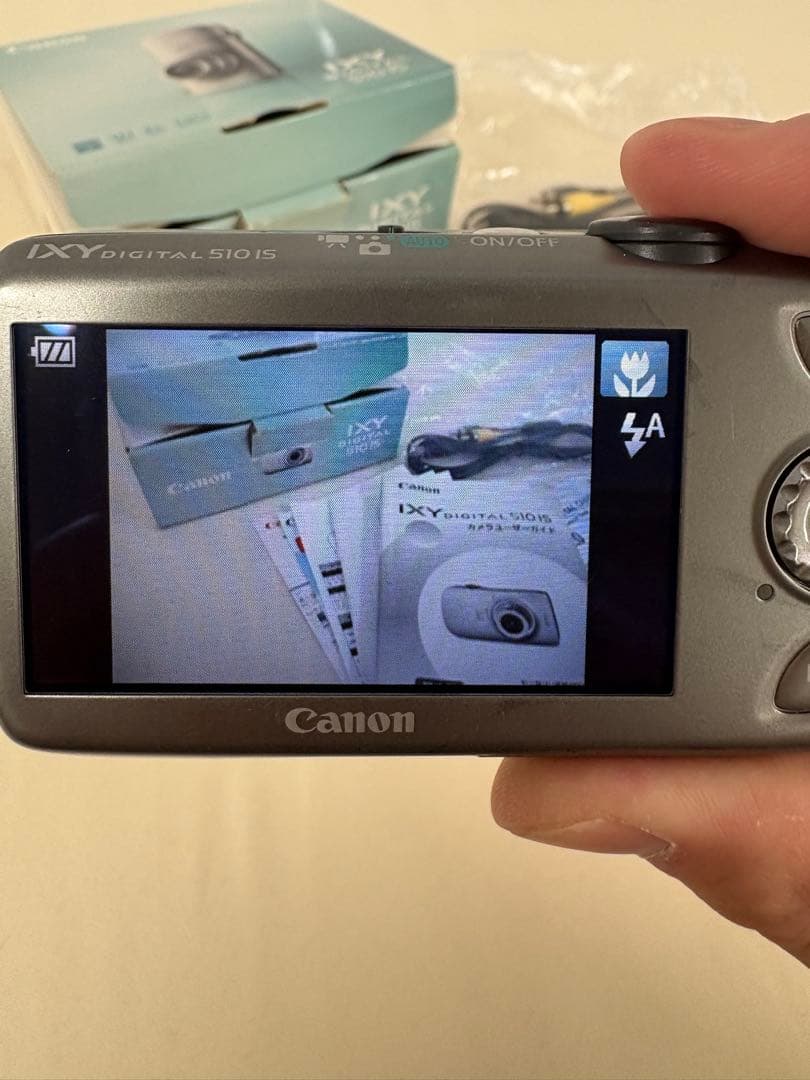 Canon IXY DIGITAL 510 IS 本体と付属品