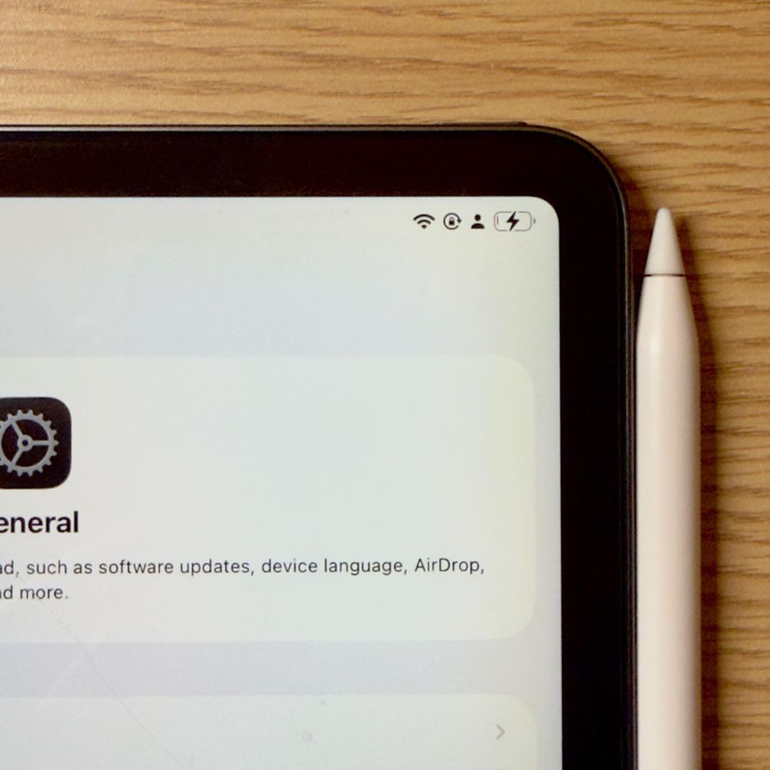 第4世代 iPad Pro 12.9インチ スペースグレー