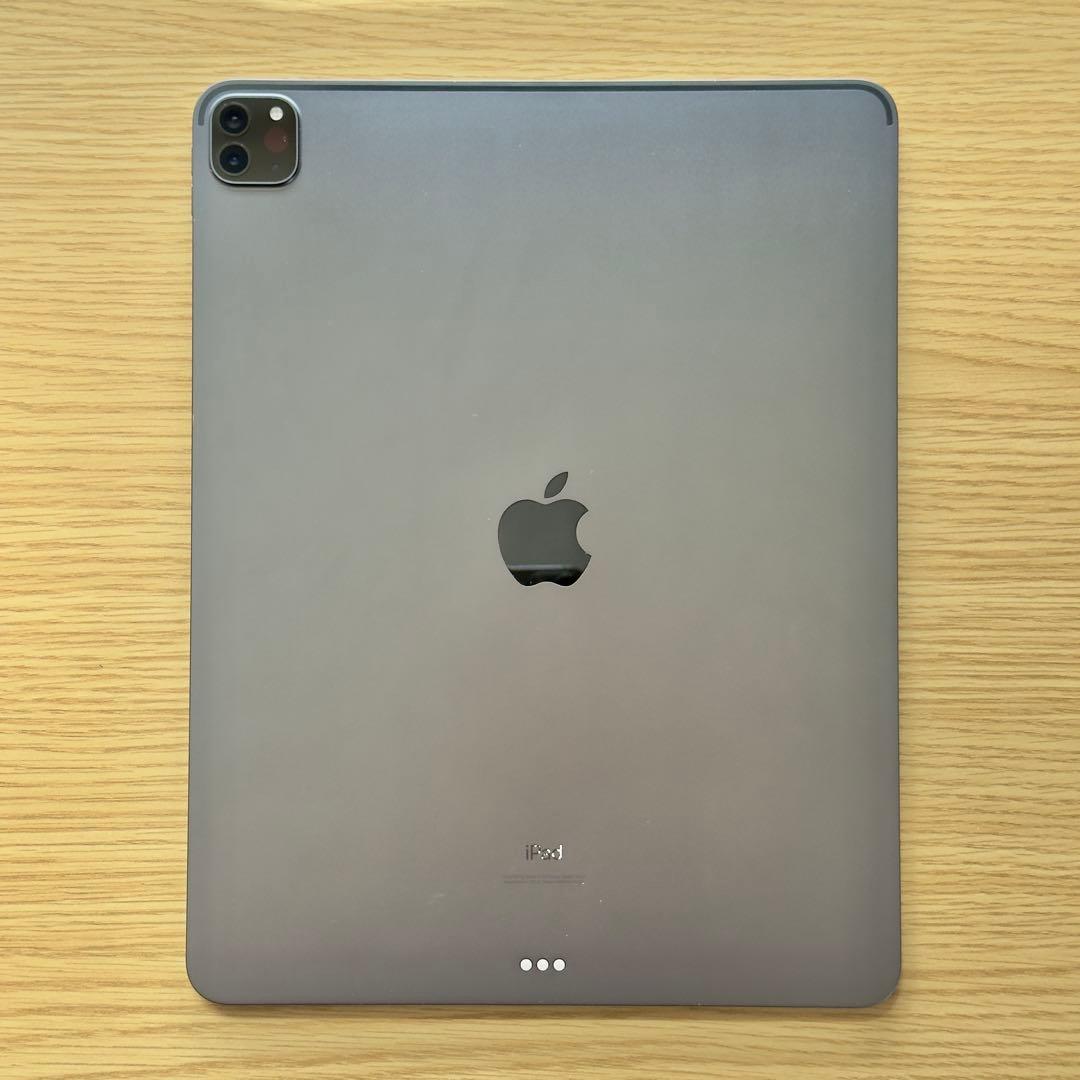 第4世代 iPad Pro 12.9インチ スペースグレー