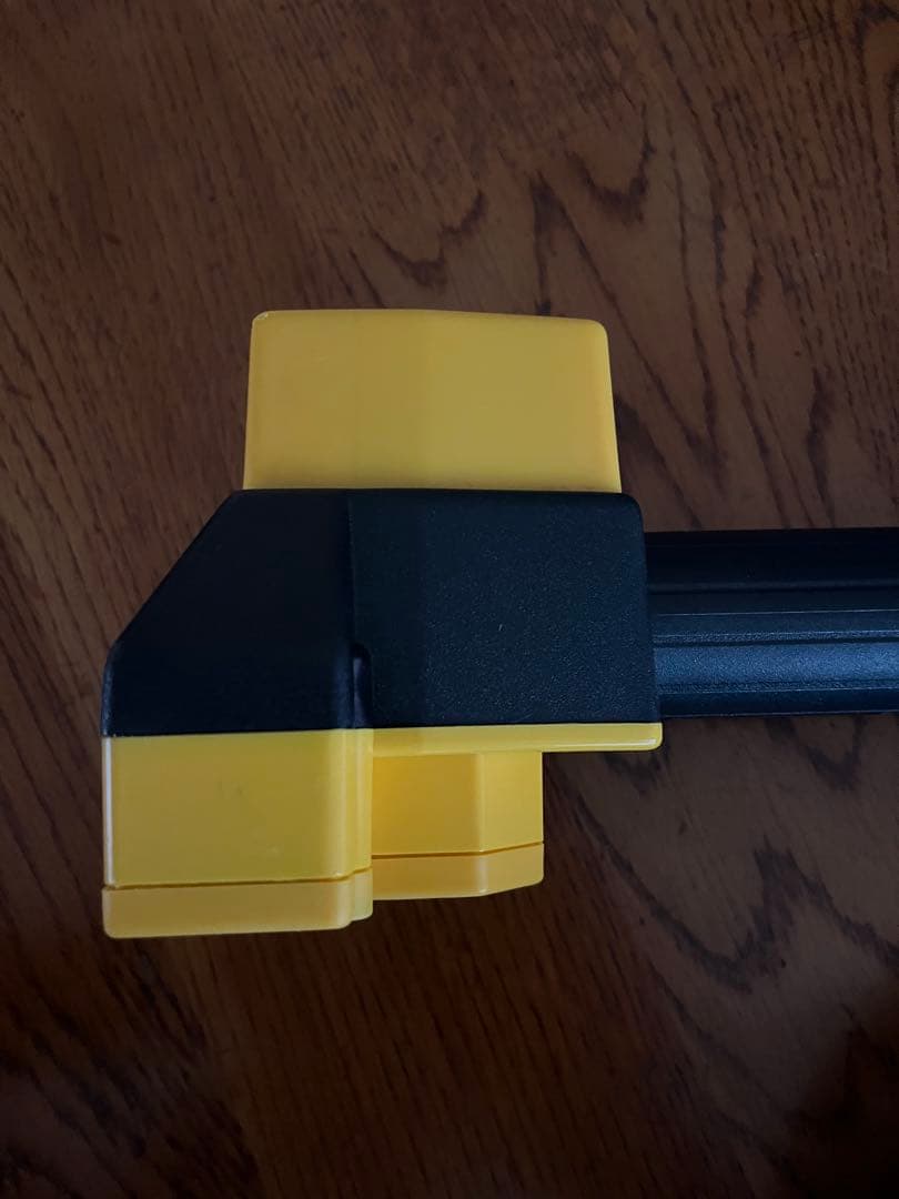 年末値引き！FLOWBEE フロービー　掃除機吸引式 電動バリカン