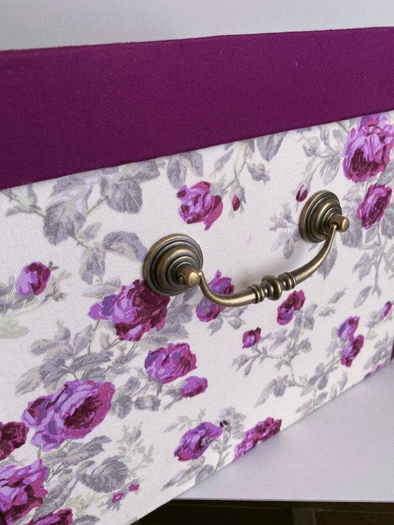 大きなボックス、ローラアシュレイ、カルトナージュ