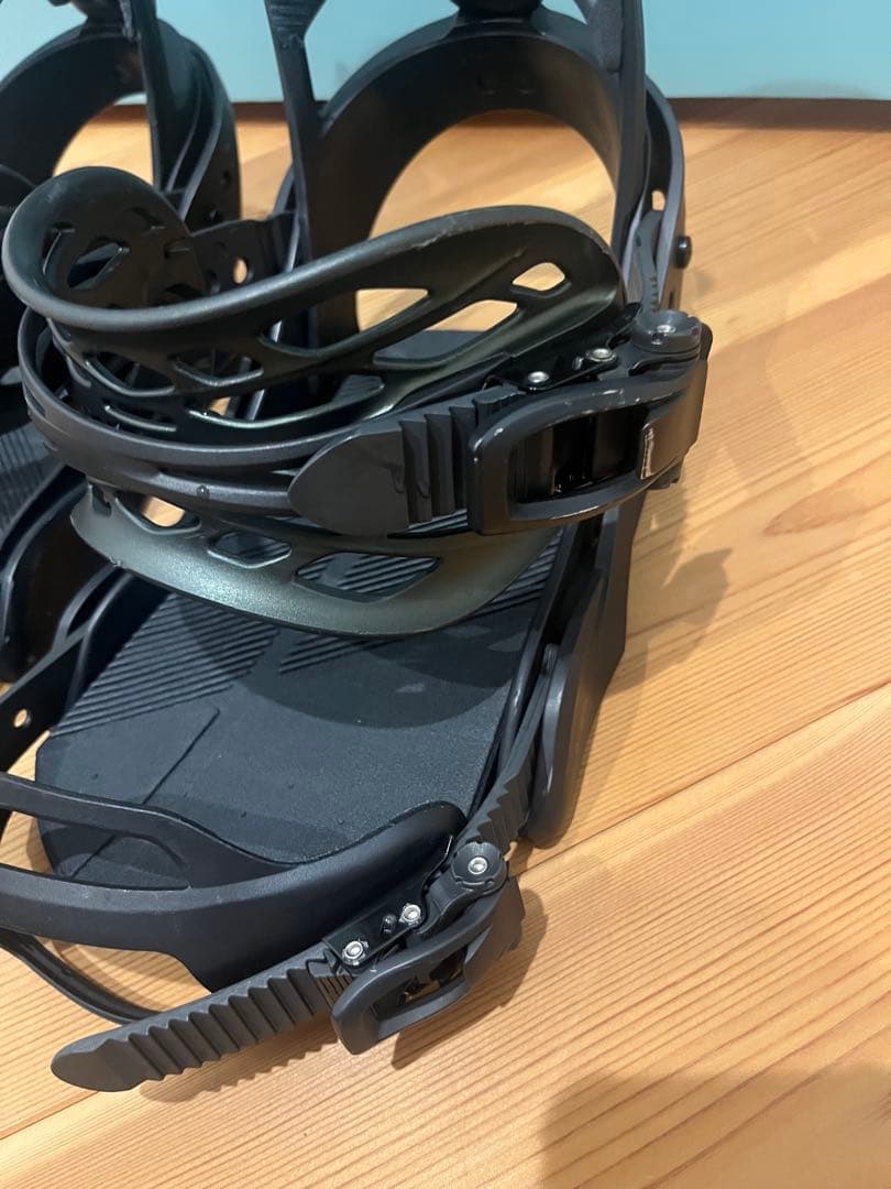 ペ*ー様 BURTON MISSION Mサイズ バートン　ビンディング バイン