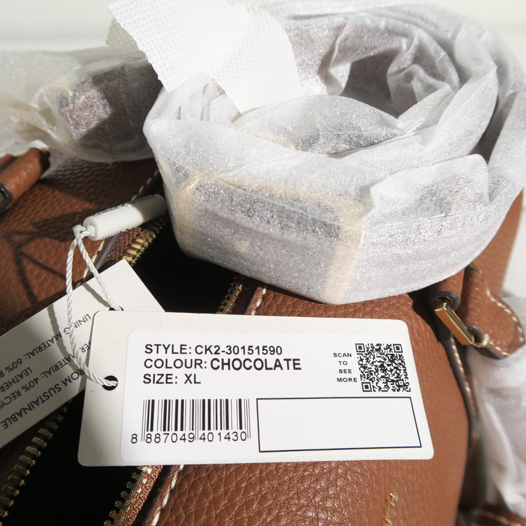 CHARLES & KEITH Chance チャンス レザーボウリングバッグ