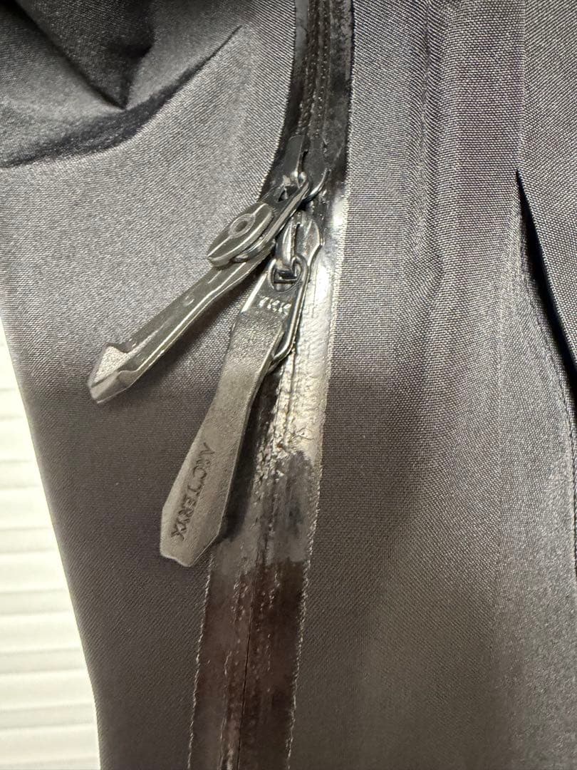 カナダ製　アークテリクス アルファSVジャケット　オルカ　XS　限定品直営店購入