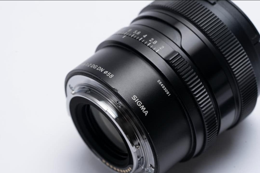 SIGMA 35mm F2 DG DN (ソニーEマウント)