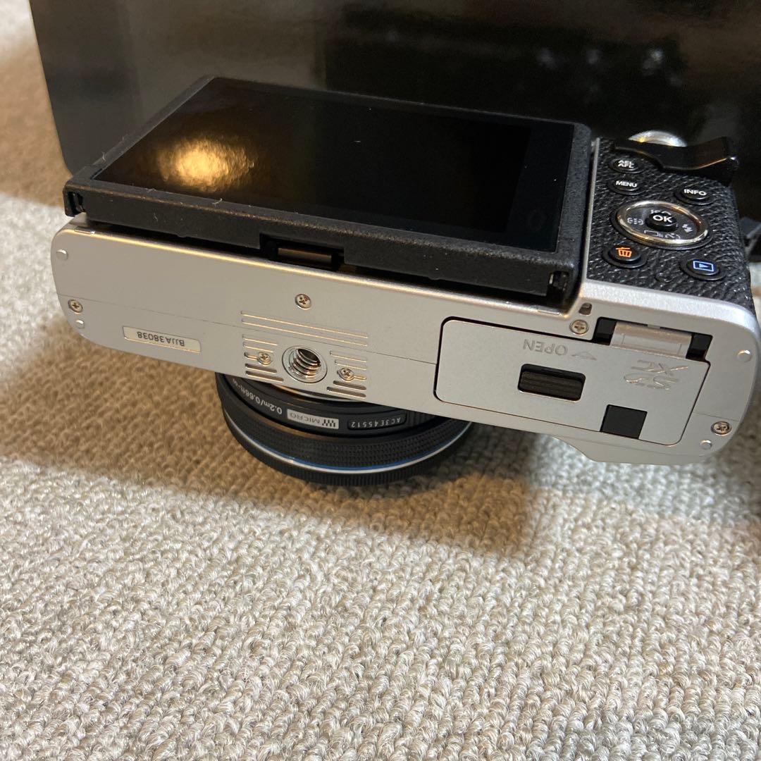 【購入後３ヶ月未満出品】Olympus PEN E-P7 ダブルレンズセット