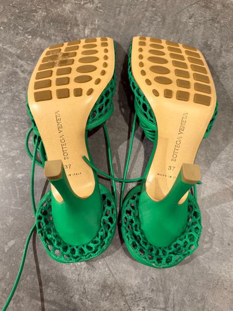新品未使用BOTTEGA VENETAボッテガヴェネタストレッチサンダル37
