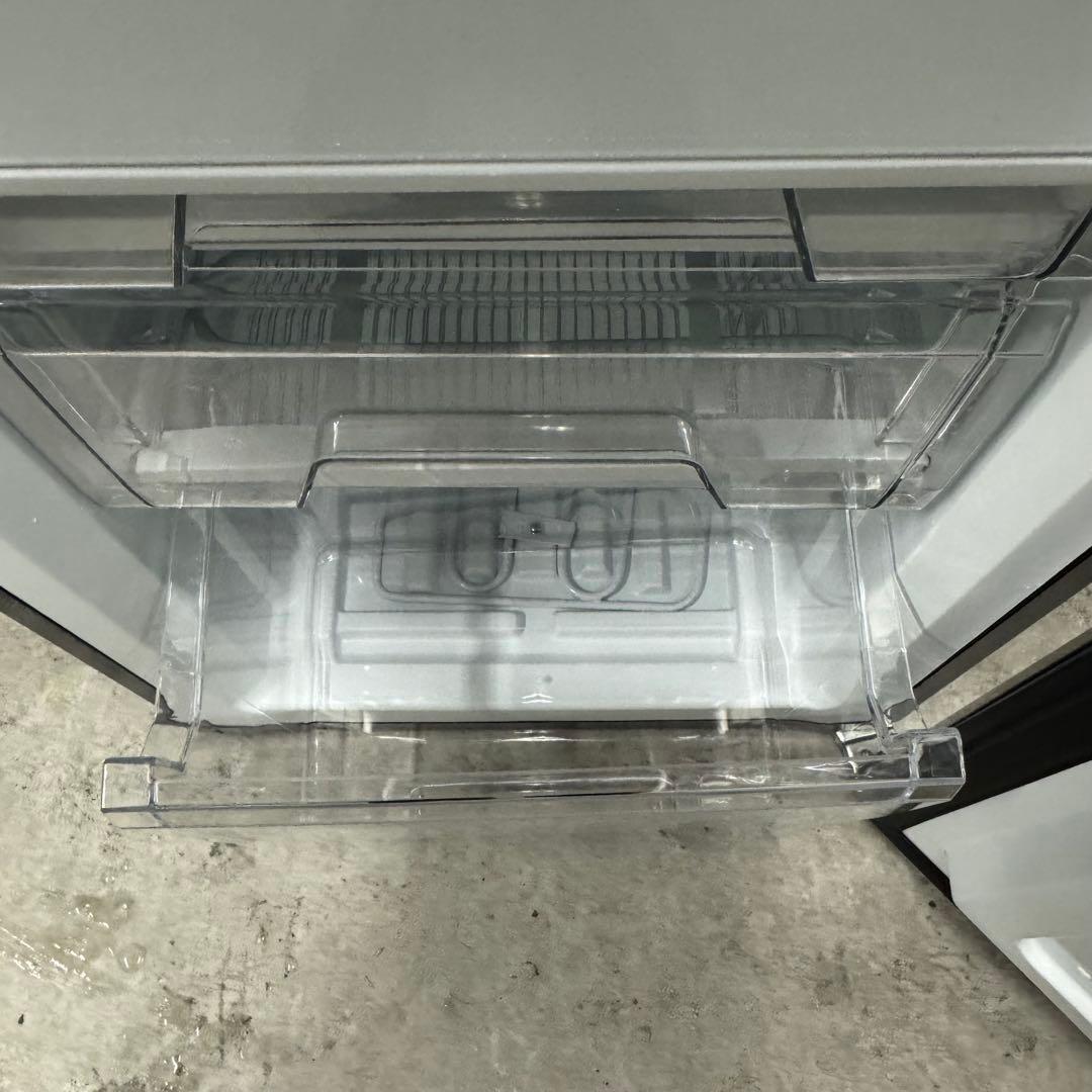 コーギー！美品‼️アイリスオーヤマ 142L 冷蔵庫 23年製