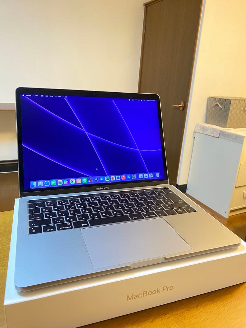 美品 MacBook Pro 13インチ 32GB/ 512GB CAD設計