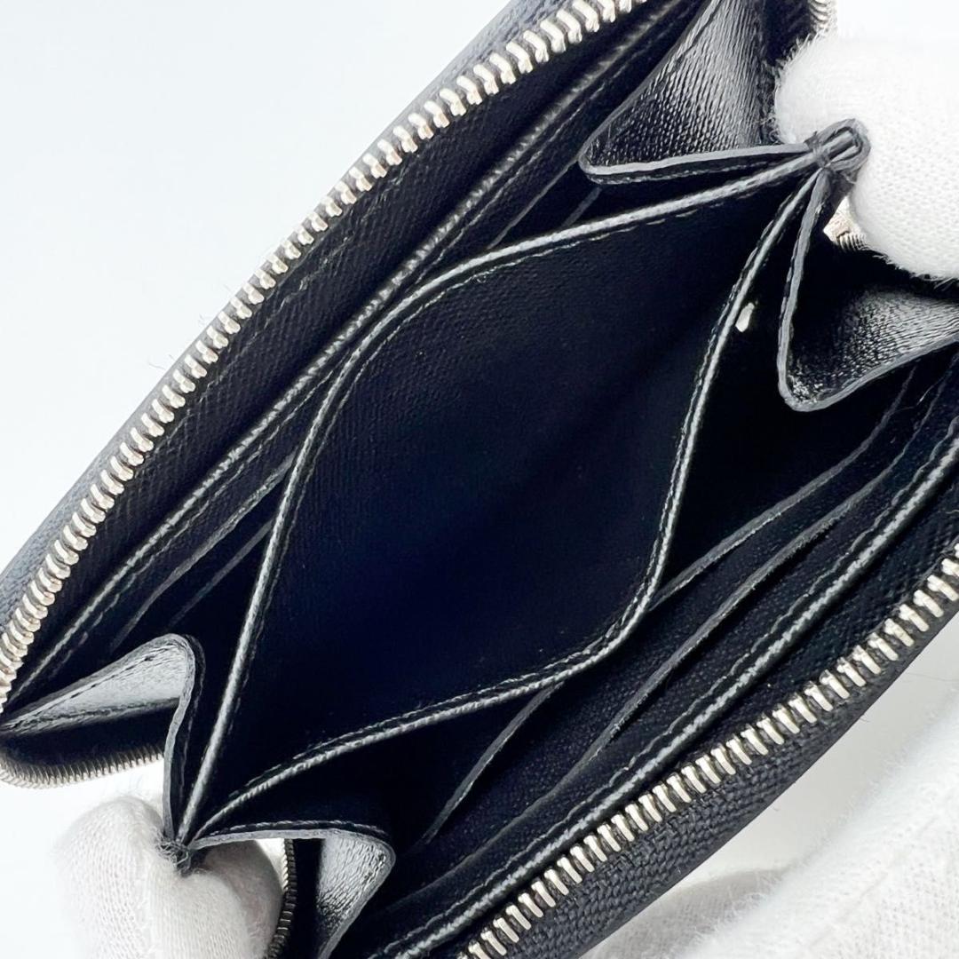 【使用わずか】ヴィトン エピ ジッピーパース ラウンド 財布 黒