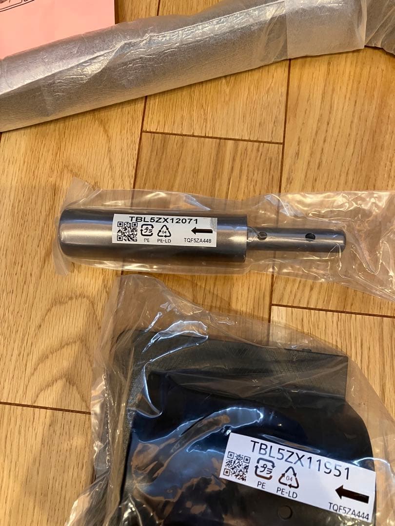 未使用 新品 パナソニック  テレビ スタンド 金具 ポール 固定金具 セット