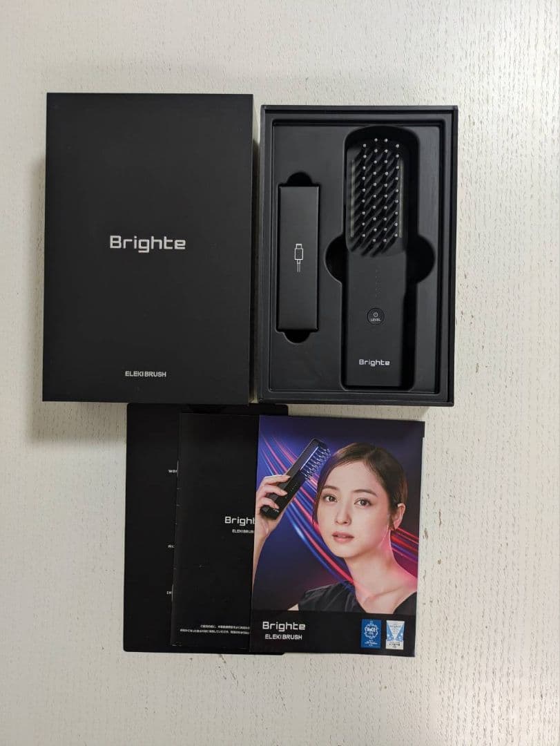 Brighte ELEKIBRUSH 美顔器　美容電気ブラシ