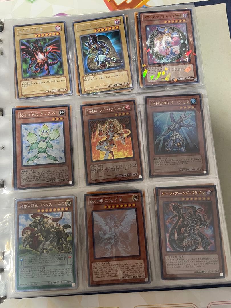 遊戯王　まとめ売り144枚　引退品　掘り出し物　ホロ　レリーフ