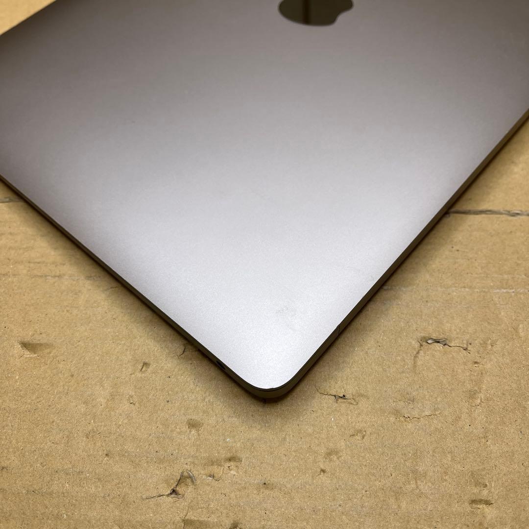 Apple MacBook Air M1 2020 13インチ　スペースグレイ