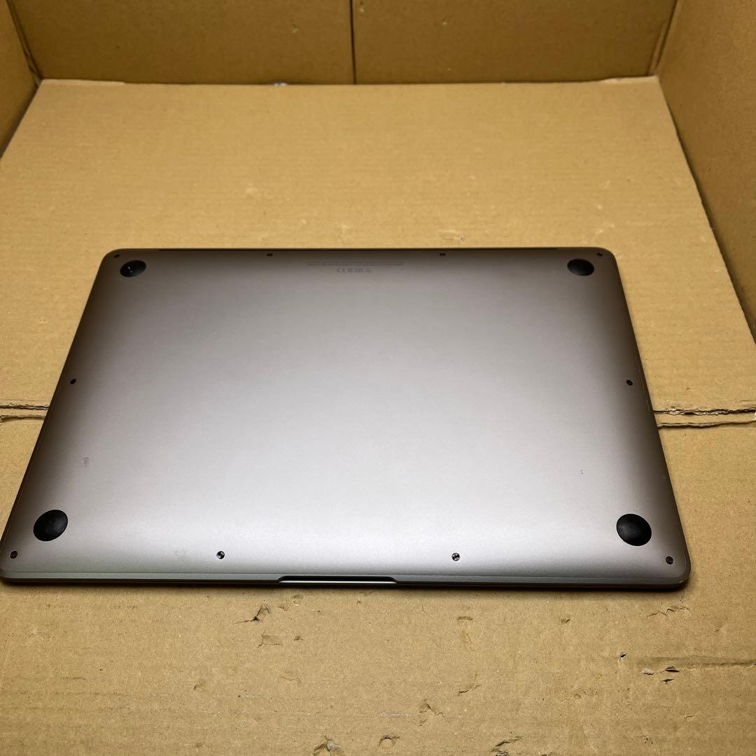 Apple MacBook Air M1 2020 13インチ　スペースグレイ