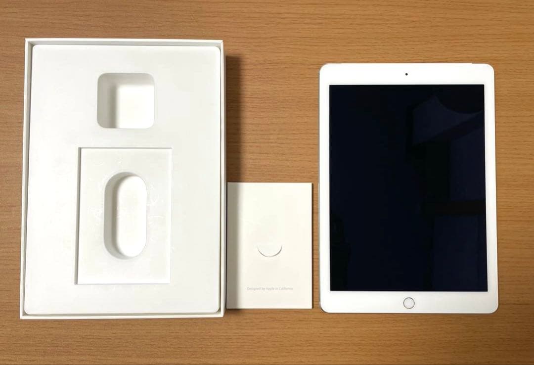 iPad Air2 64GB Wi-Fi + Cellular シルバー