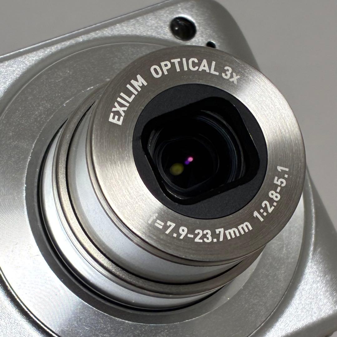 ⭐️動作確認済⭐️カシオ CASIO EXILIM EX-Z1050 コンデジ