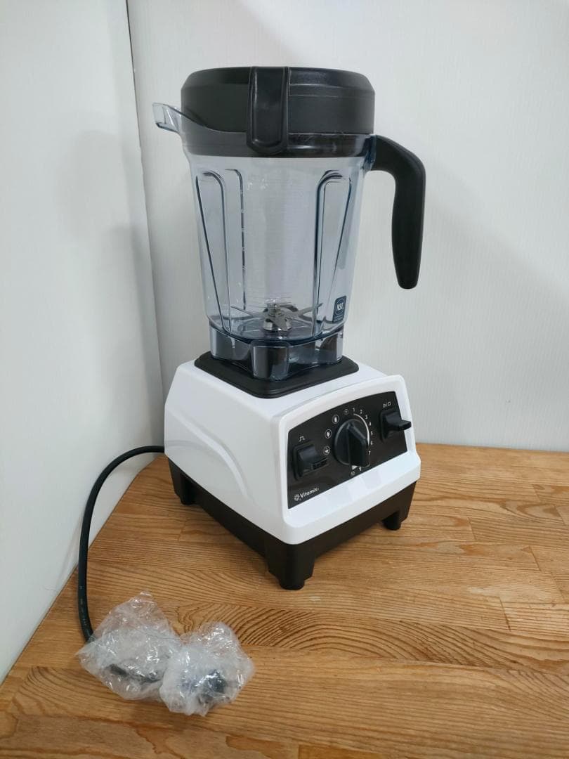 【新品、未使用】バイタミックス　E520　ホワイト　1598