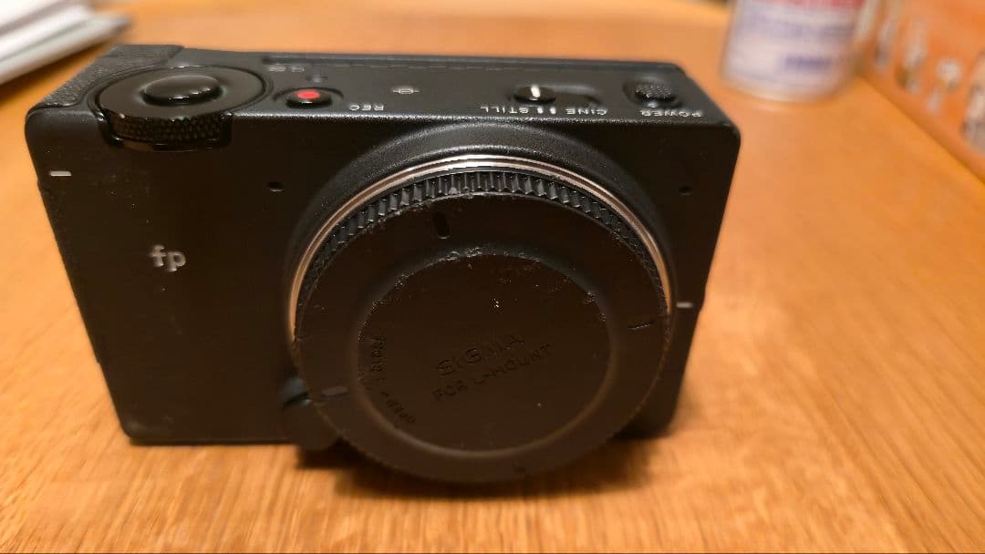 SIGMA fp 本体 20日まで特別価格