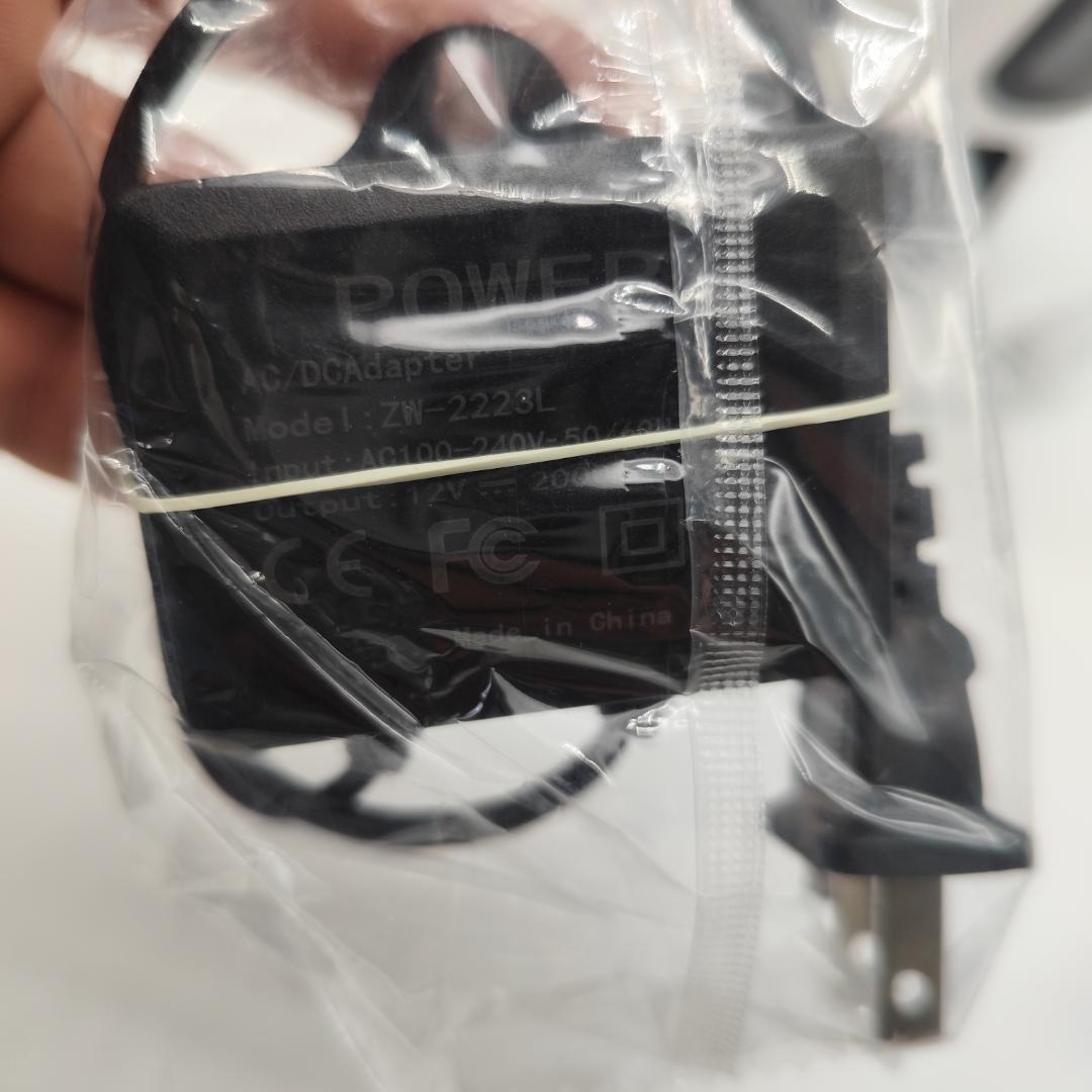 トリプルレンズ 屋外監視カメラ 3-in-1カメラ 360°パン/チルト自動追跡