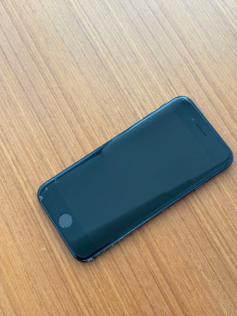 Apple iPhone SE 第二世代 MHGP3J/A 256GB