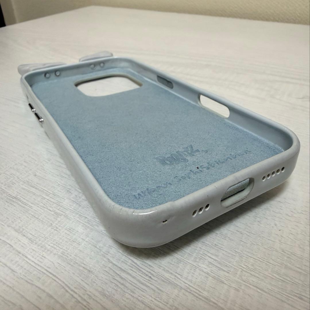 urbansophistication クロエiPhone16pro傷あり