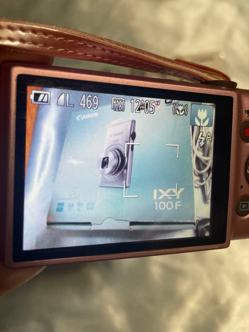 Canon IXY 100F （PK） ピンク　デジタルカメラ　純正ケース付き