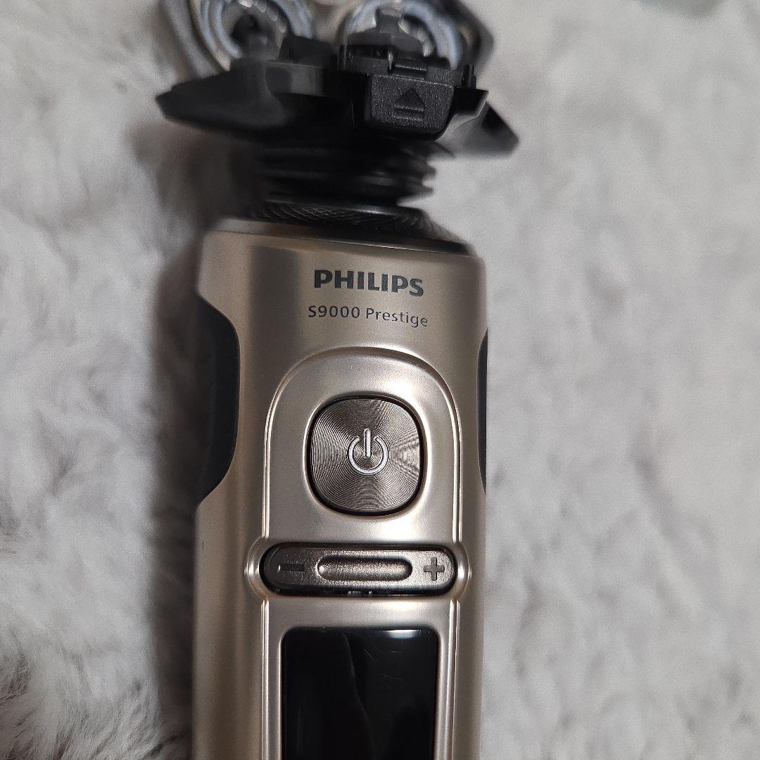 やっひーPHILIPS S9000 Prestige SP9883/36