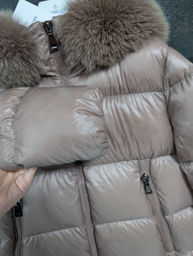 モンクレール　MONCLER ダウンジャケット ファー付き　レディース　ダウン