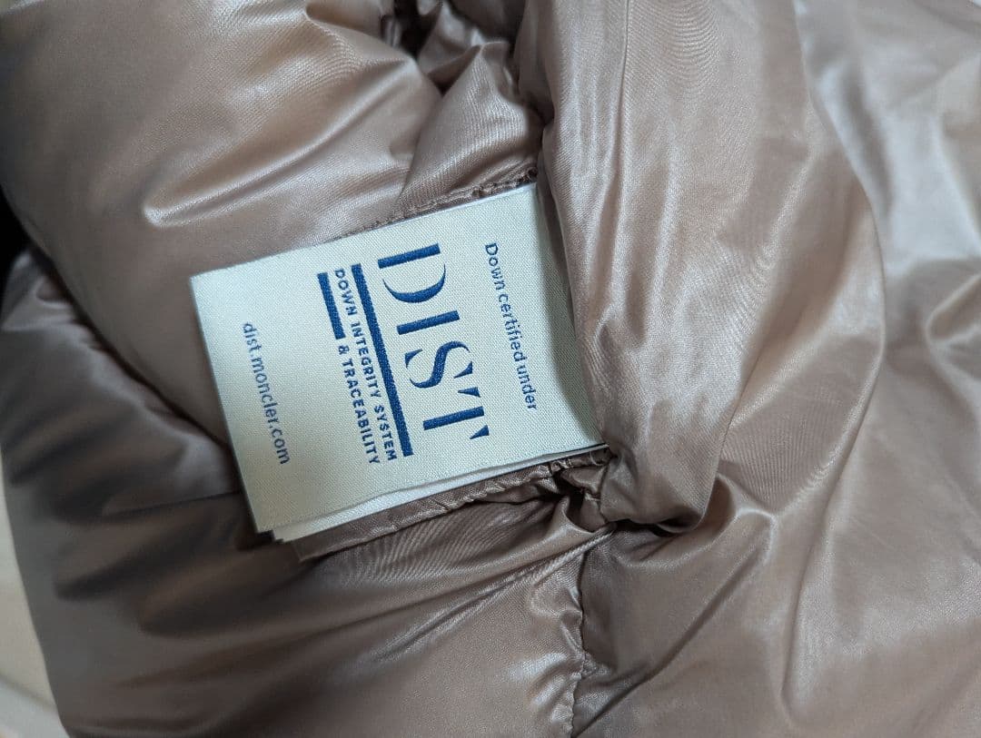 モンクレール　MONCLER ダウンジャケット ファー付き　レディース　ダウン