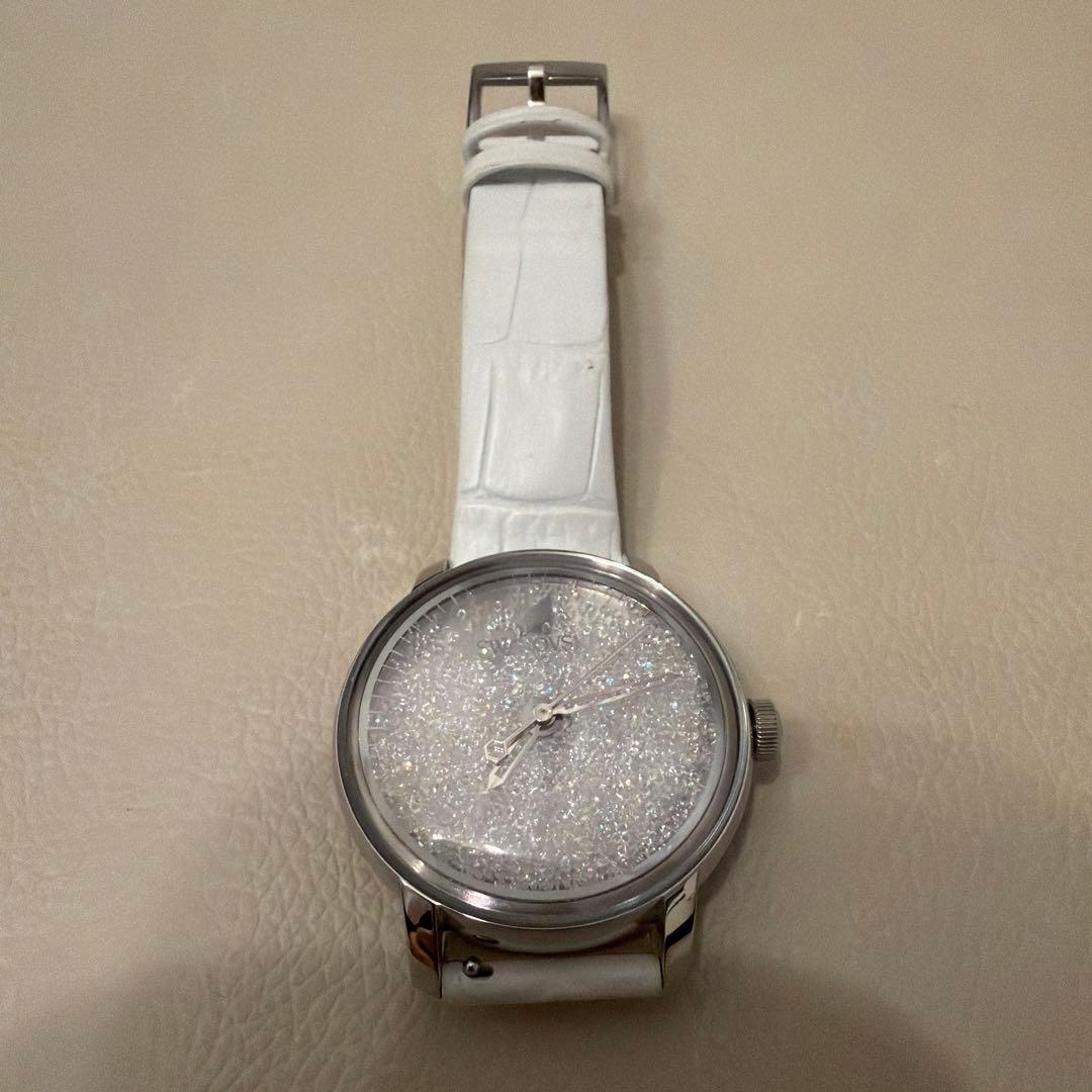 ☆SWAROVSKI☆ クリスタル ホワイトレザー腕時計