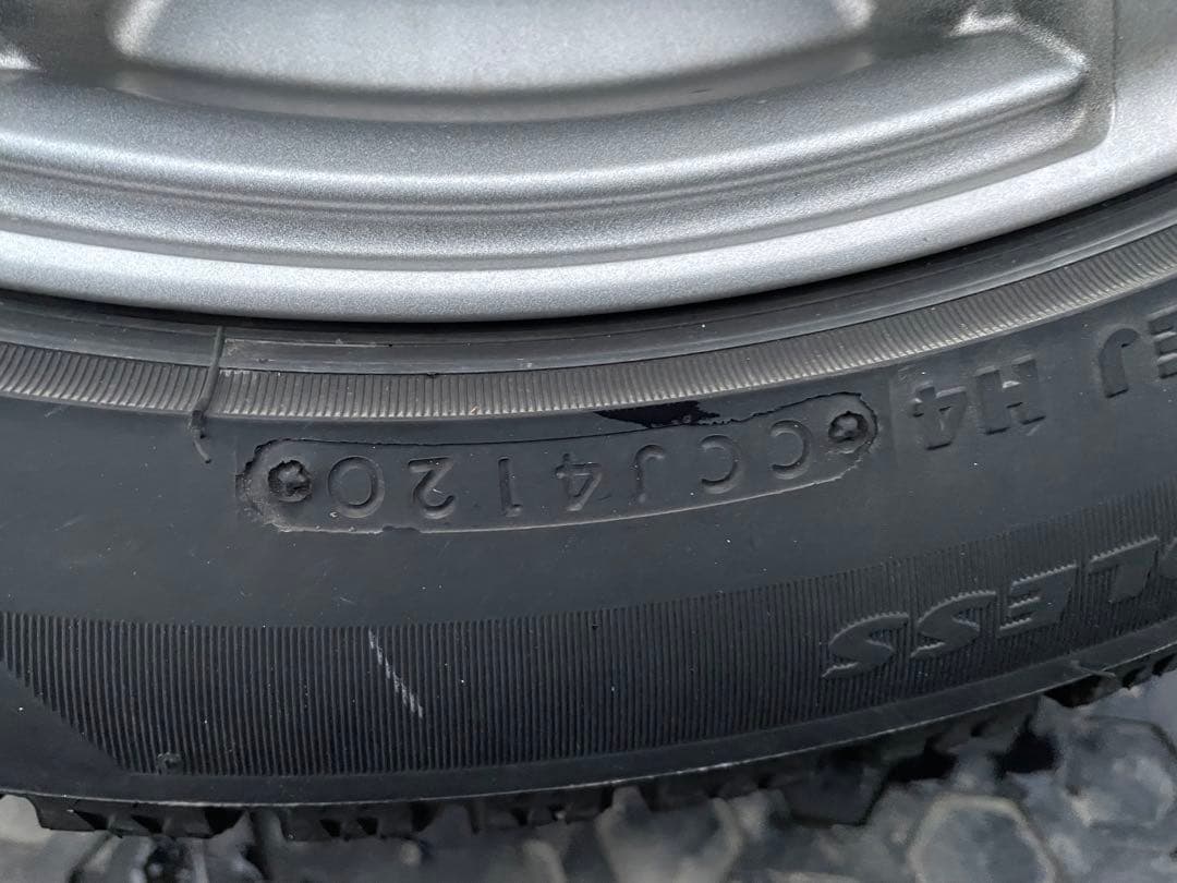 205/50R17 BRIDGESTONE VRX2 スタッドレスタイヤ　4本