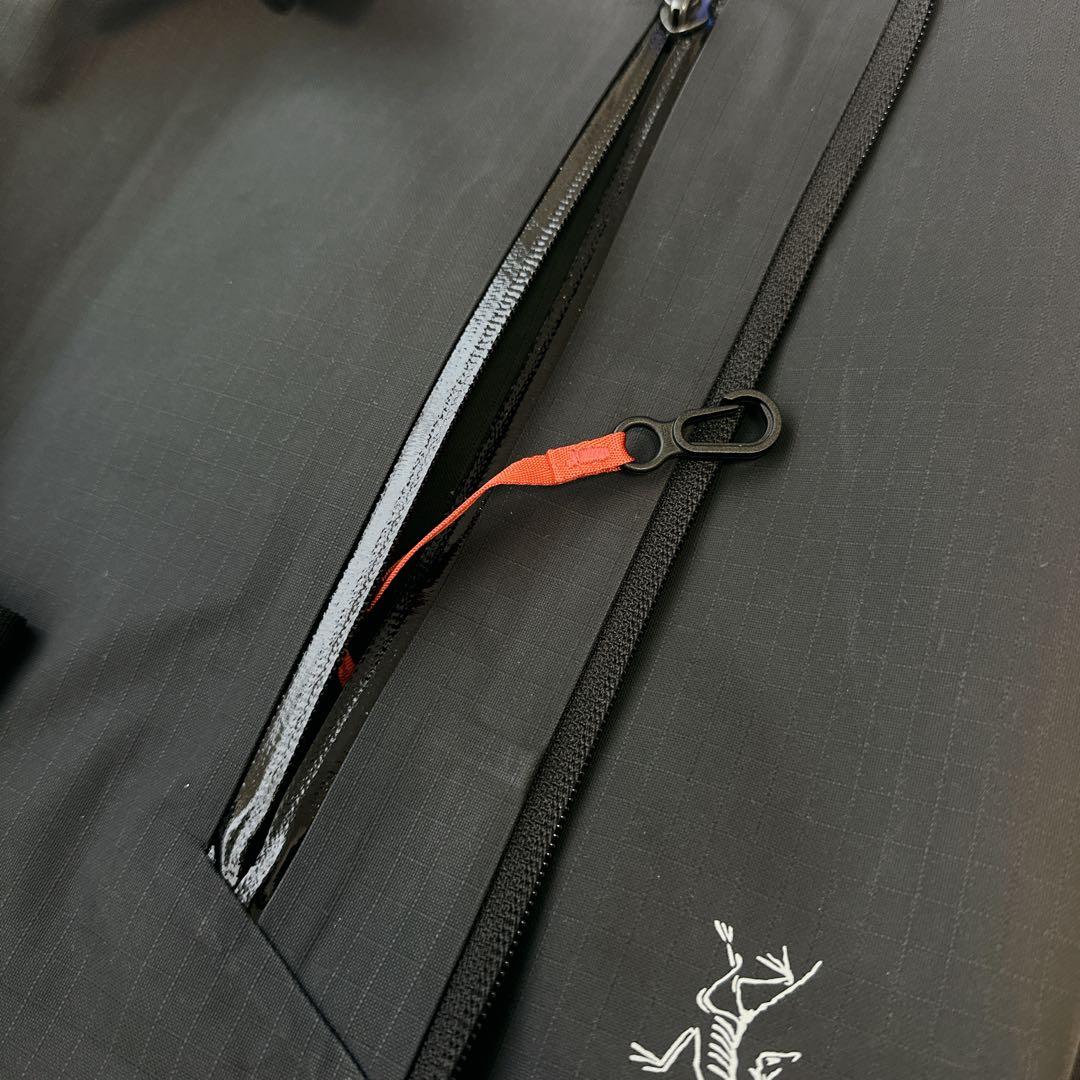 美品　ARC’TERYX GRANVILLE 10 COURIER BAG