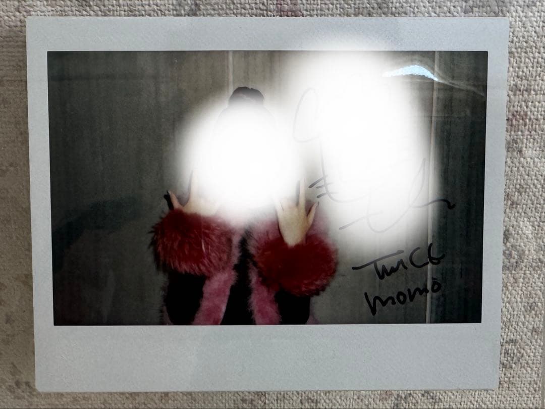 TWICEモモ直筆サインチェキ