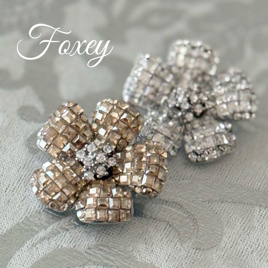 24h限定値引【極美品】FOXEY定番人気お花ブローチgold
