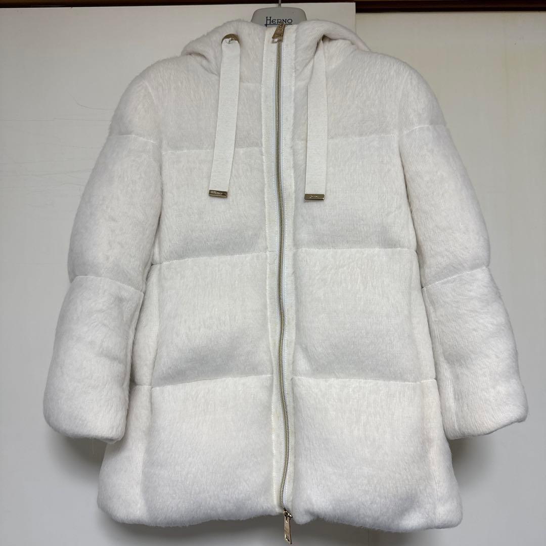 ヘルノ ホワイト　ダウン エコファー リゾート キルテッドダウンジャケット40