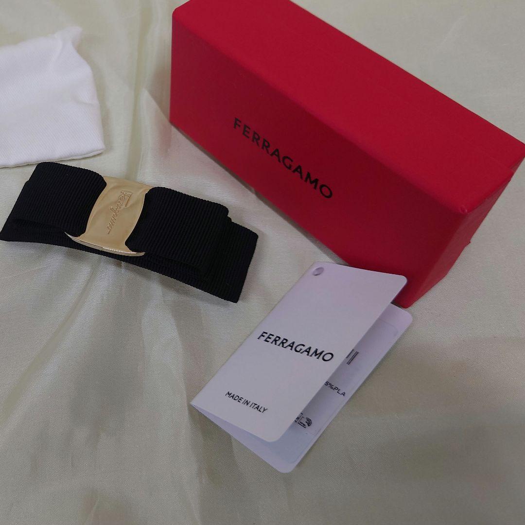 salvatoreferragamo　フェラガモ　ヴァラ　バレッタ　未使用