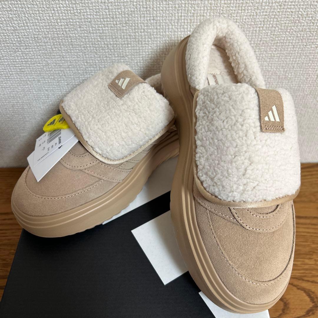なぁ さん用。adidas アディダス23.0㎝ ボア付き サンダル