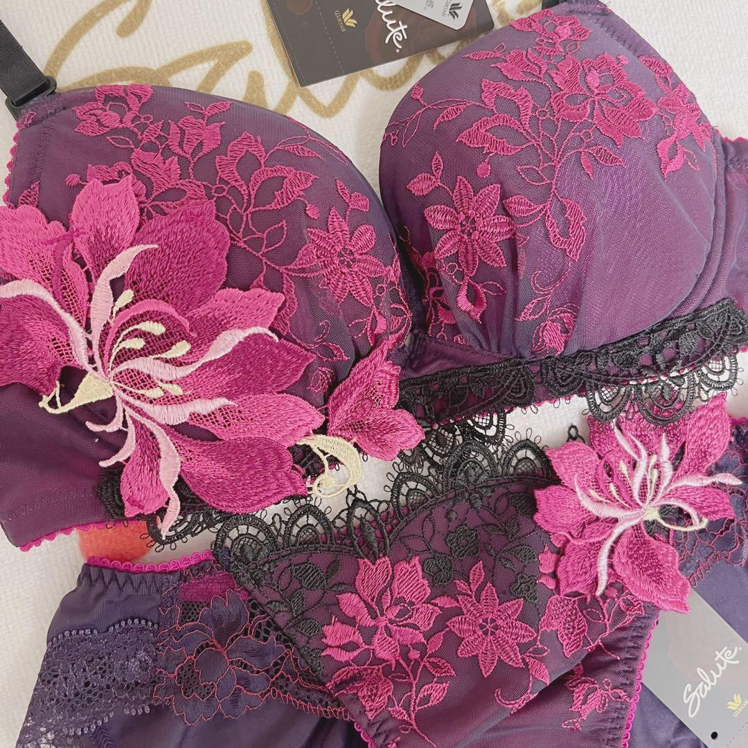 ワコール　サルート　93グループ　マリーアントワネット　ブラ　E65 ショーツ