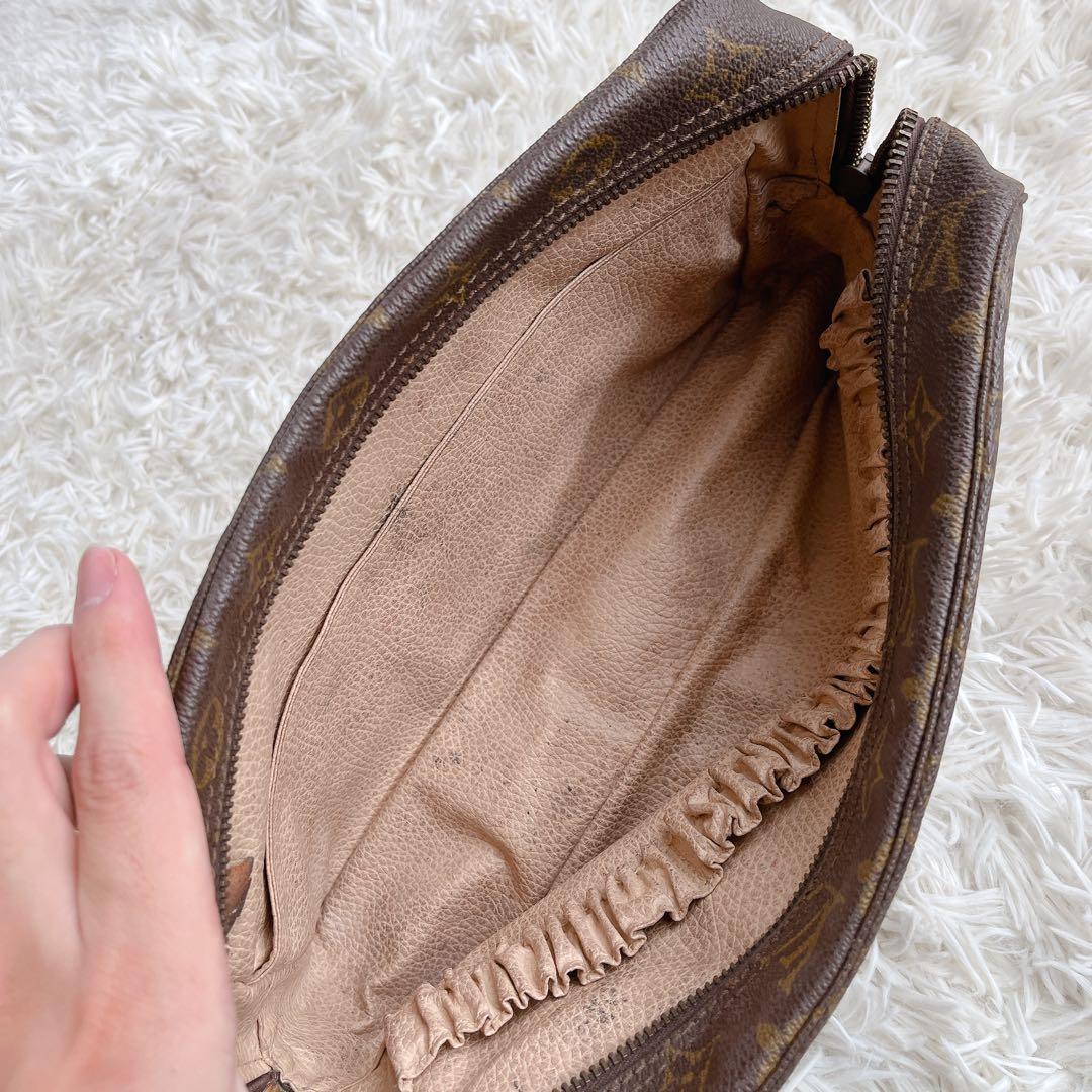 LOUIS VUITTON ルイヴィトン トゥルース トワレットモノグラム　30