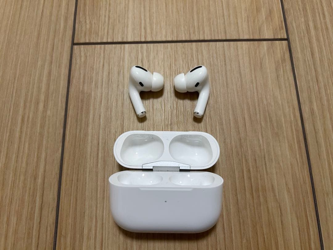 AirPods Pro 本体【箱、説明書、未使用イヤーチップ付き】 動作確認済