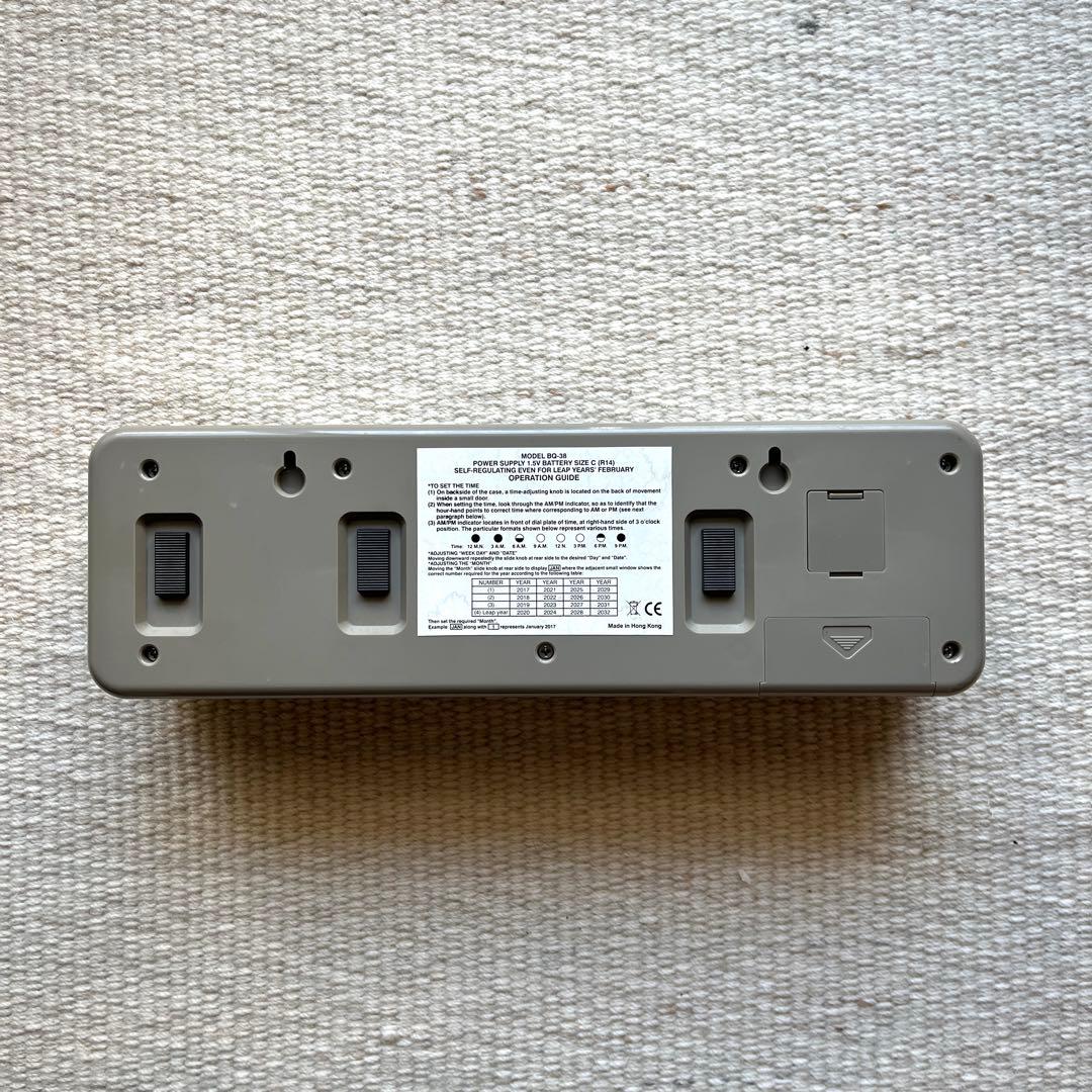 【美品/TWEMCO】　トゥエンコ　BQ-38 GREY　置き掛け兼用時計