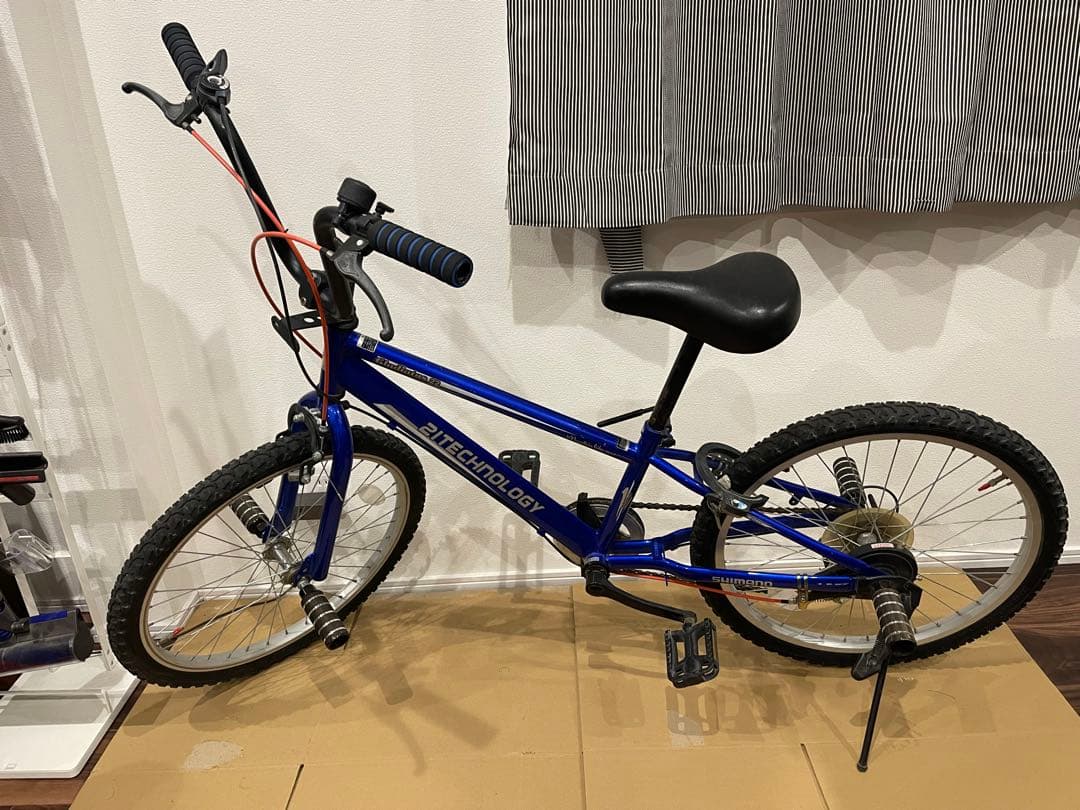 マウンテンバイク　BMX風　自転車 22インチ 青