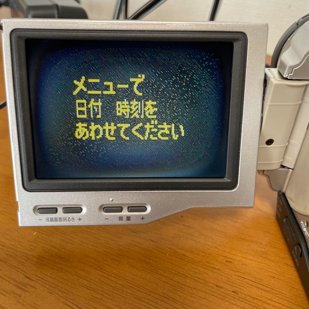 SONY ハンディカム　DCR-TRV8K