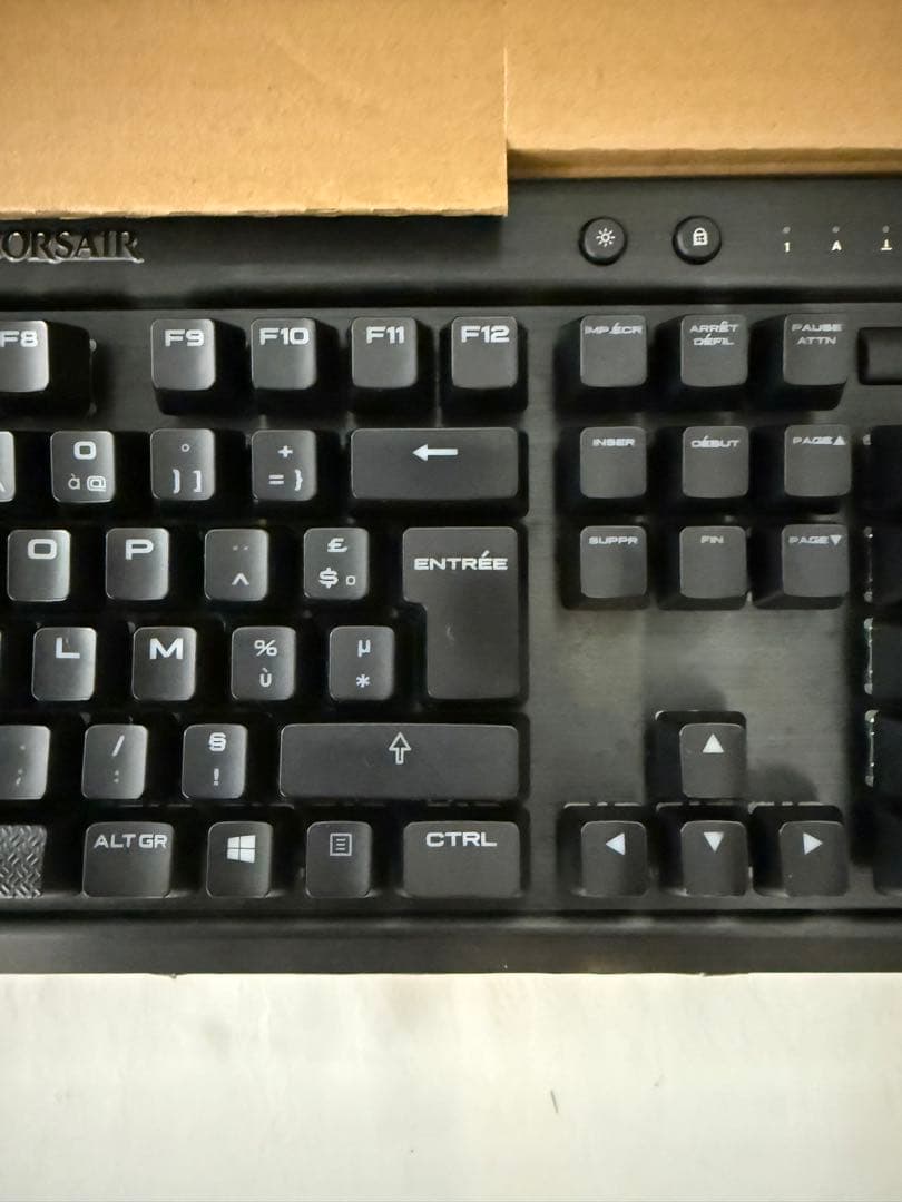 キーボード Corsair K70 RGB Rapidfire FR AZERTY