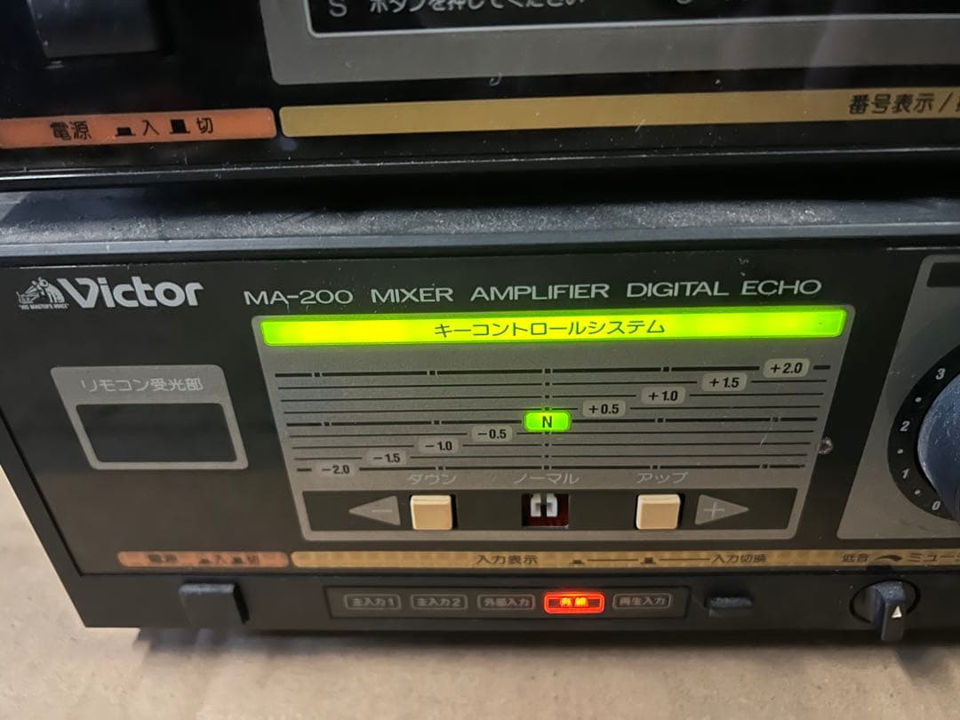 Victor MA-200 ミキサーアンプ &GK-C800 音楽コントローラー