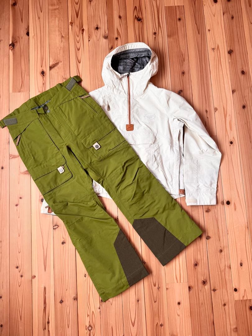 c*s様 パーマネントユニオン　スキーウェア　上下セット　ユニセックスXS