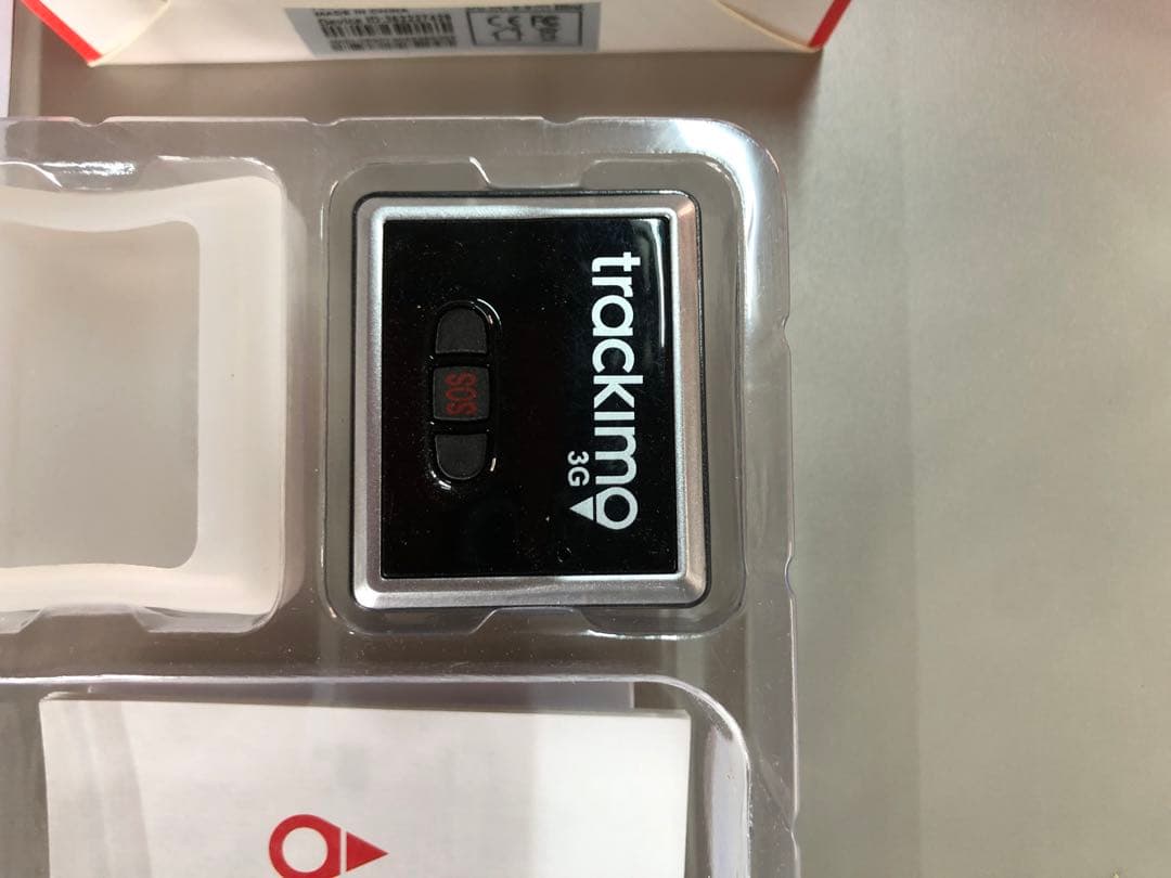 GPS 発信機 発信器 trackimo トラッキモ 浮気調査