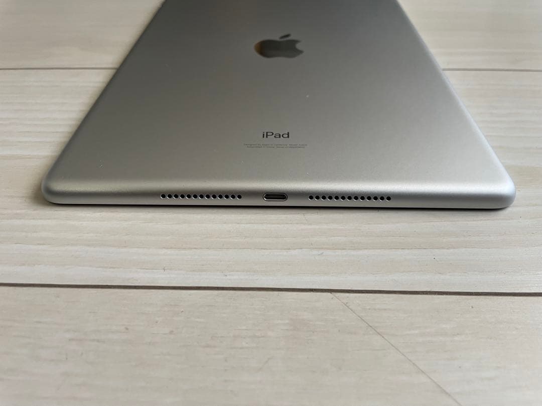 iPad シルバー 本体 64GB 第9世代 美品 WiFi バッテリー100%